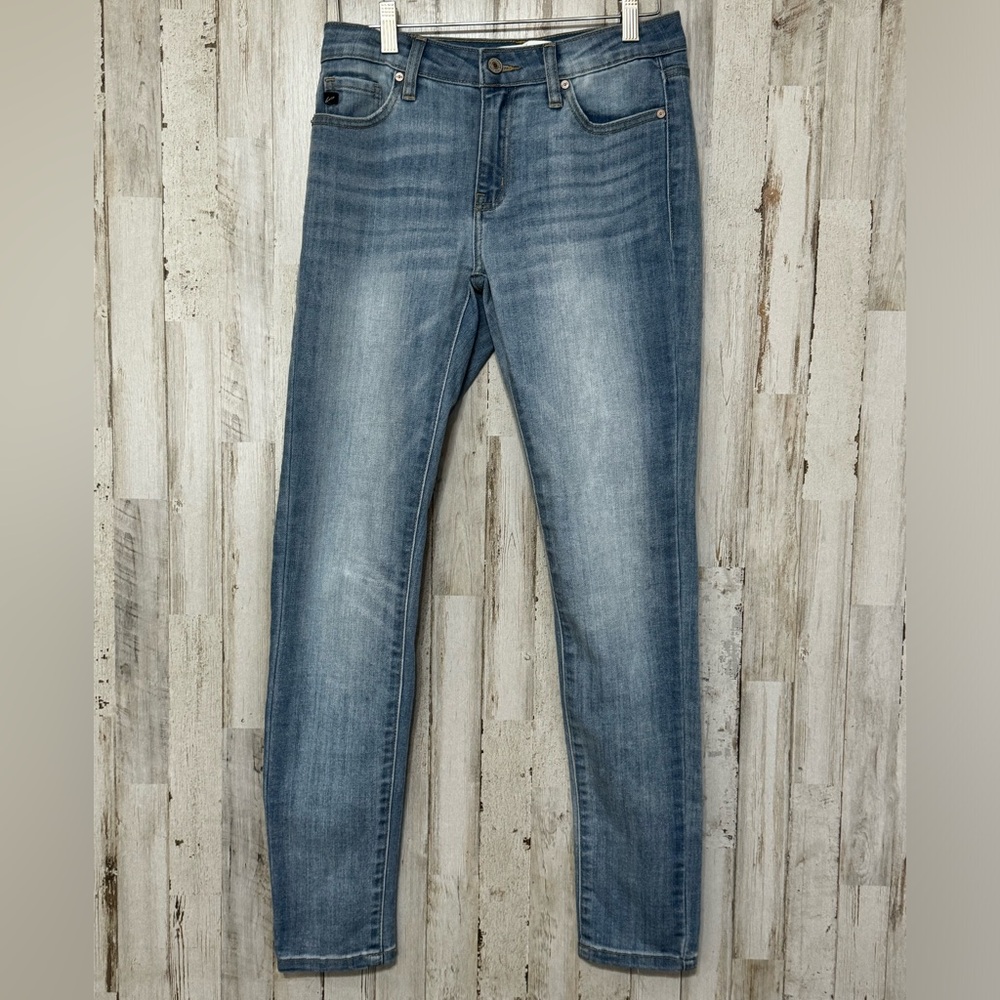 KanCan‎ Skinny 7/27